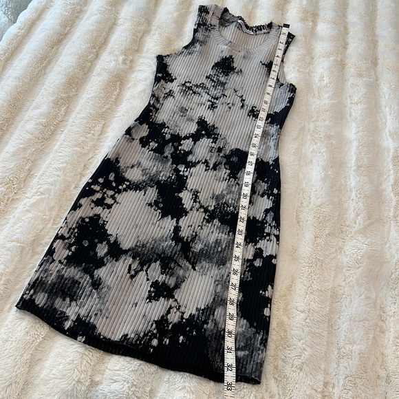 Cotton Citizen Black and Grey Tie Dye IBIZA TANK DRESS - Picture 6 of 16